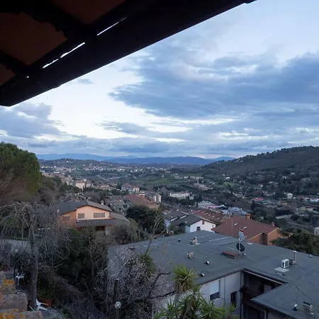 Utilia Into The Wild Apartment